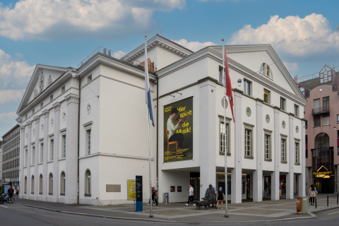 Hier spielt die Musik, Luzerner Theater, Foto: Ingo Hoehn