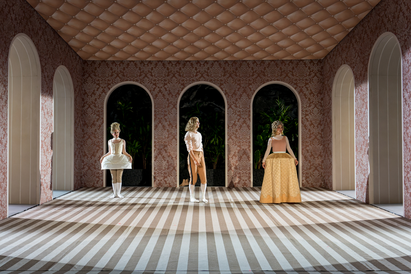 Amphitryon, Luzerner Theater, Foto: Ingo Hoehn