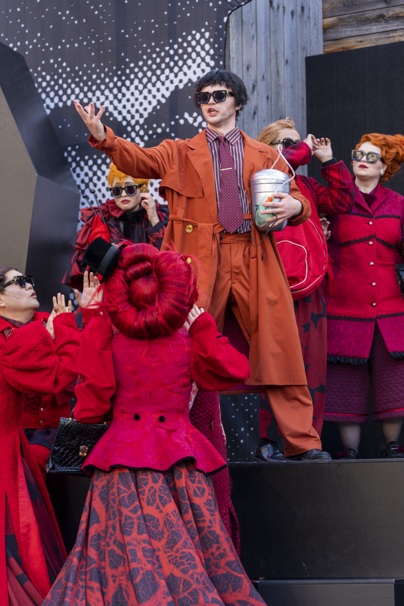 Revue des Folies - Doktor Ox, Luzerner Theater, Foto: Ingo Hoehn