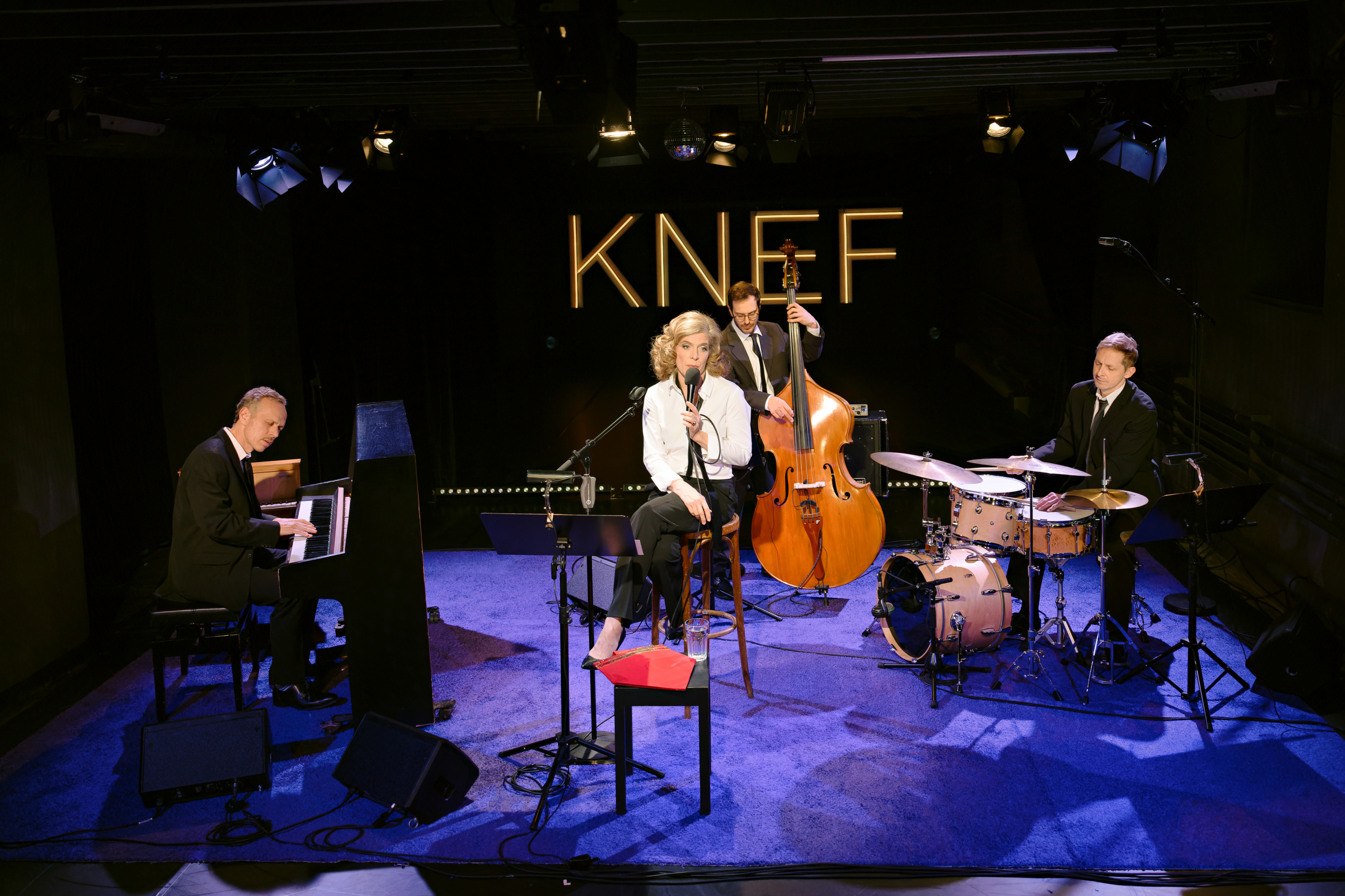 Knef, Luzerner Theater